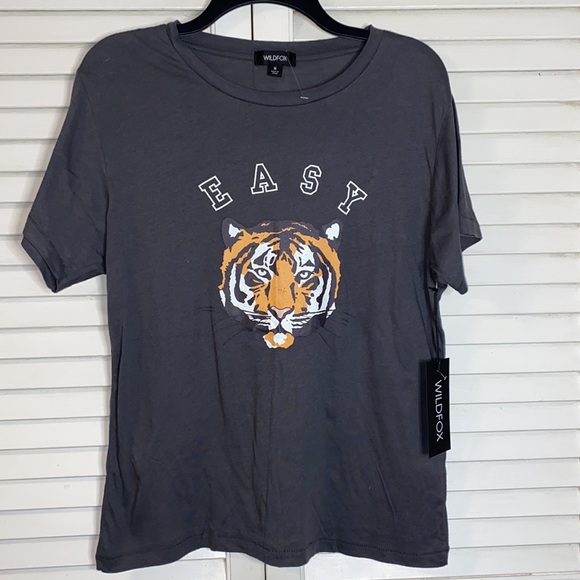 WILDFOX Easy Tiger Soft Gray Tee - Picture 5 of 8